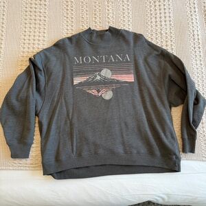 Montana Graphic Mock Neck Sweatshirt - Gray